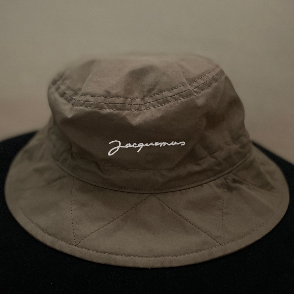 Jacquemus Khaki Green Le bob Picchu bucket hat - size 56